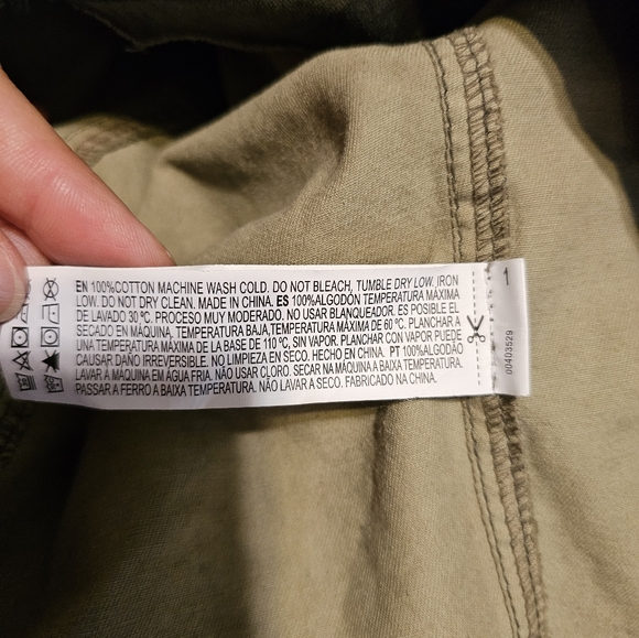 Forever 21+ Sz OX Camo Crop Jacket - Picture 7 of 8